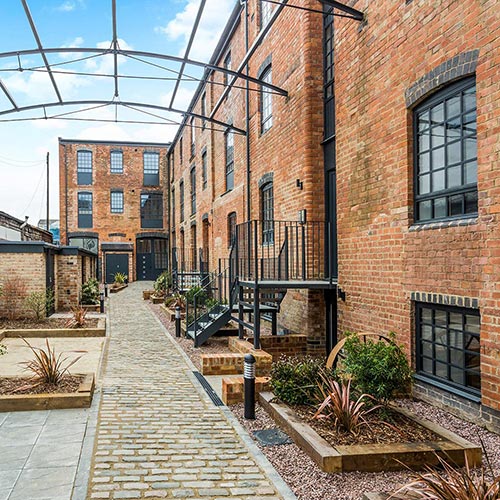Axiom Apartments