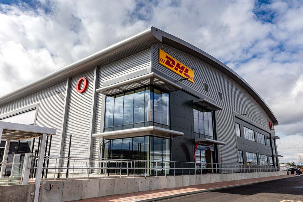 DHL main image